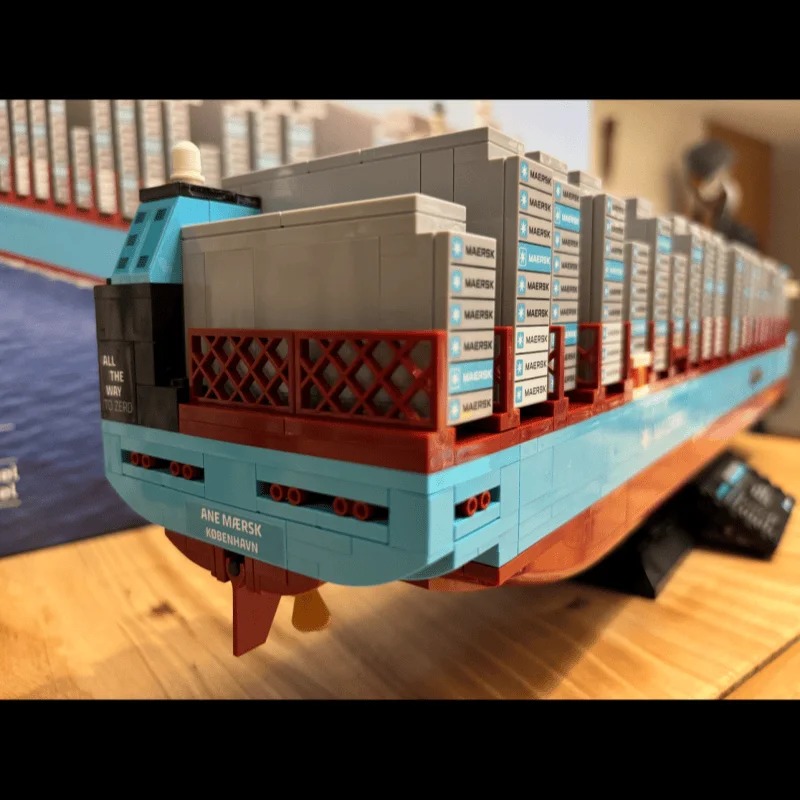 Nuovo Puzzle 2026: Nave Portac - Model Kit Simulator recensione e prezzo