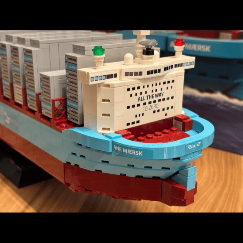 Nuovo Puzzle 2026: Nave Portac - Model Kit Simulator recensione e prezzo